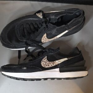 Nike Black and Leopard Women's Sneakers Sz 9.5